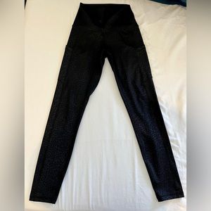 Four Athletics x Paleomg 7/8 Leggings - Black Cheetah Embossed - Size 4